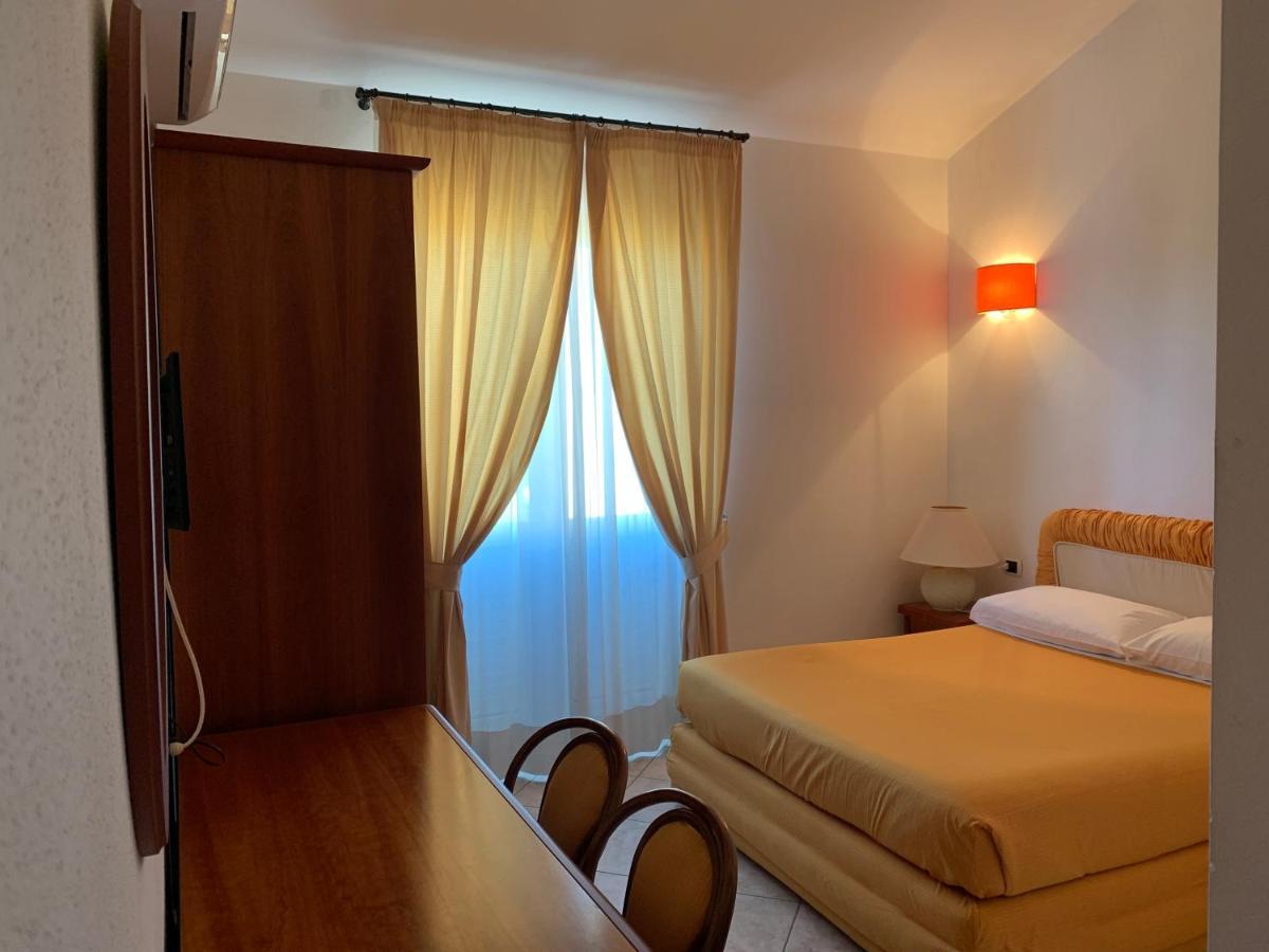 Il Cinghialetto Hotel Fonni Luaran gambar